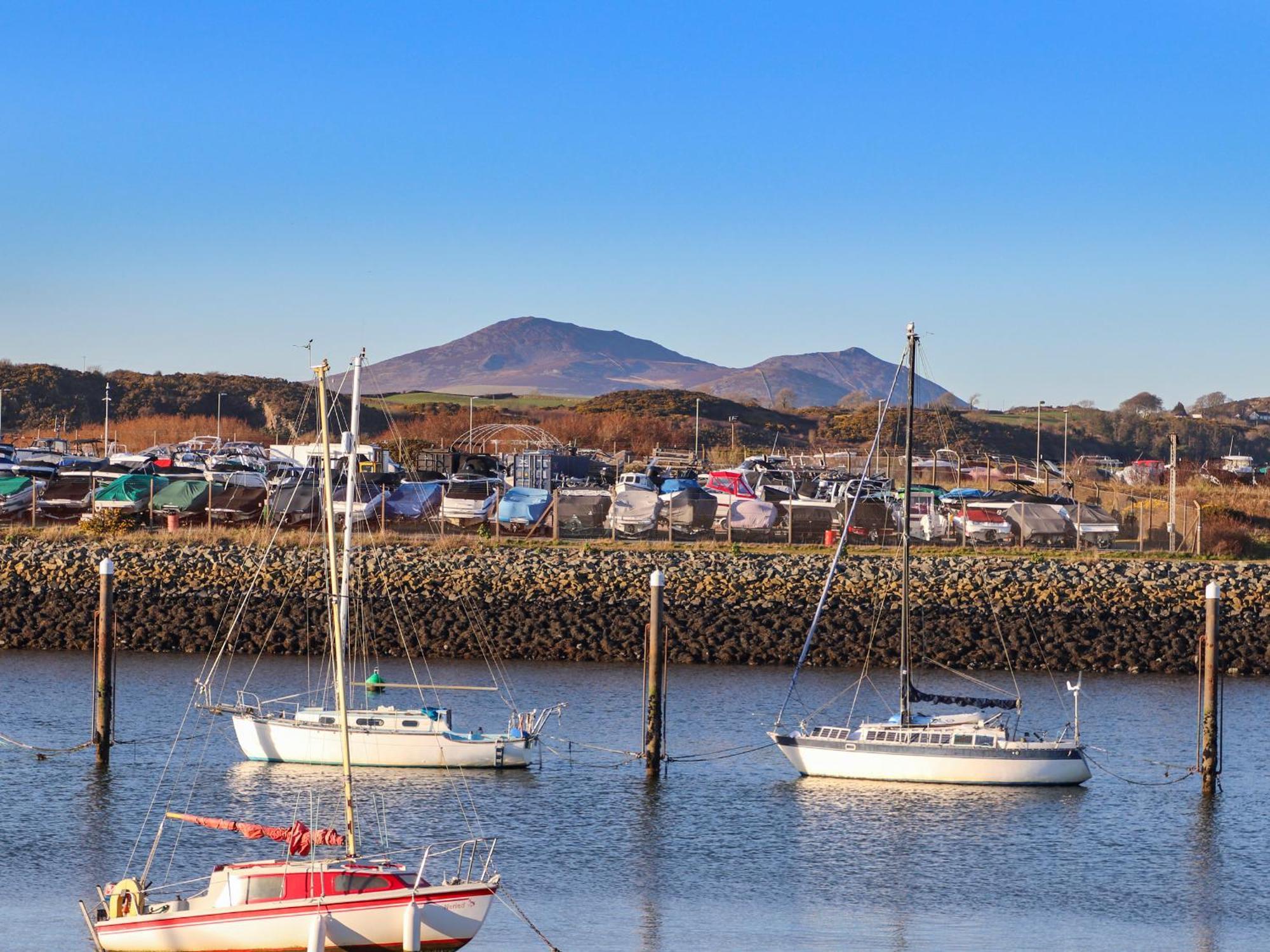 7 Min Y Traeth Pwllheli Exterior foto